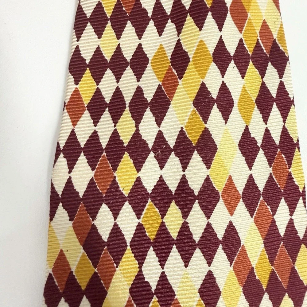 Gianni Versace Men's Tie Burgundy/Cream/Yellow Checkered Silk 3 7/8